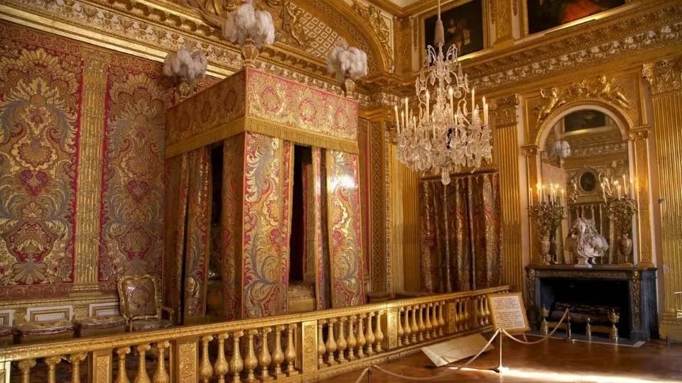 Palace of Versailles: Entry Ticket + Gardens + Estate of Trianon - Image 1